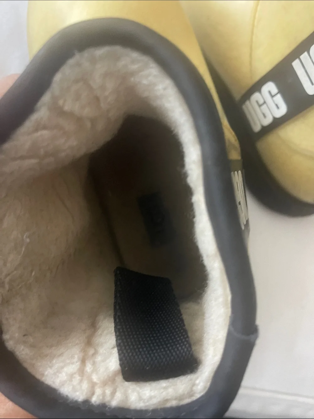 UGG Kids' Size 2? Yellow Shearling-Lined Ankle Boots